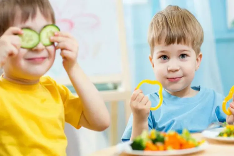 15 mẹo hay giúp mẹ giải tỏa nỗi băn khoăn "làm gì khi trẻ biếng ăn"