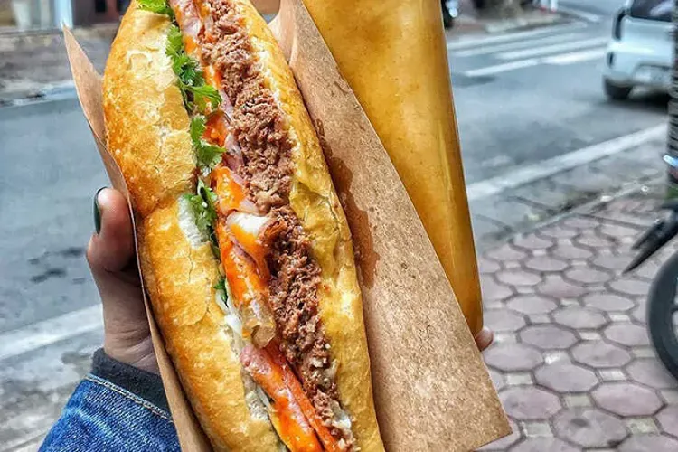 2 cách làm bánh mì pate chay và mặn tiện lợi ai cũng thích thú, ăn ngon say mê