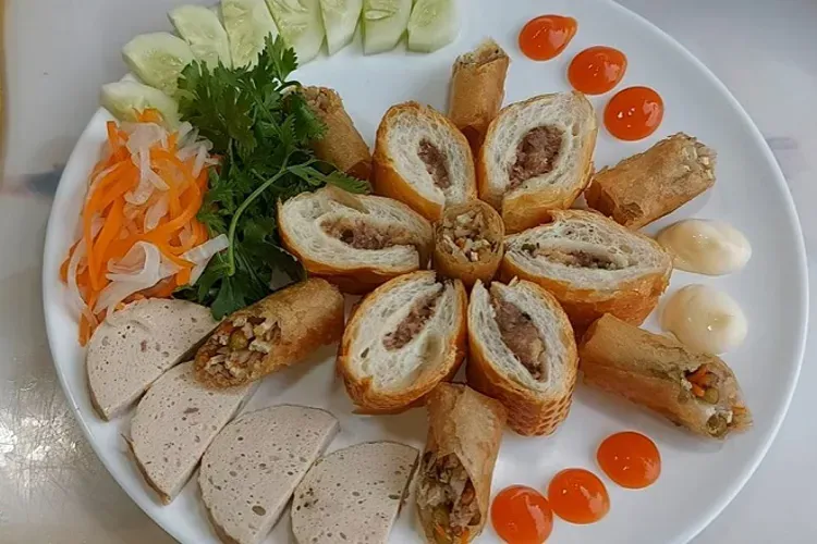 2 cách làm bánh mì pate chay và mặn tiện lợi ai cũng thích thú, ăn ngon say mê