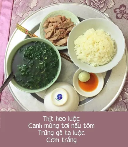 Cơm ngon bổ dưỡng, lợi sữa cho mẹ sau sinh mỗi ngày ( phần 1)