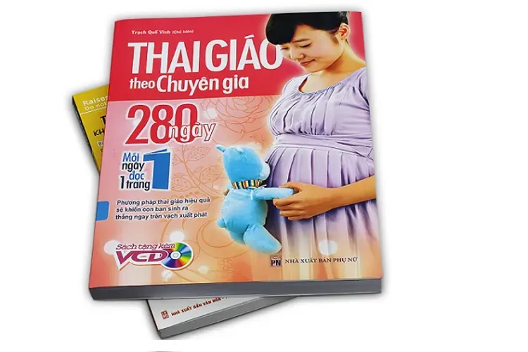 Đọc truyện cho thai nhi giúp con thông minh ngay từ trong bụng mẹ