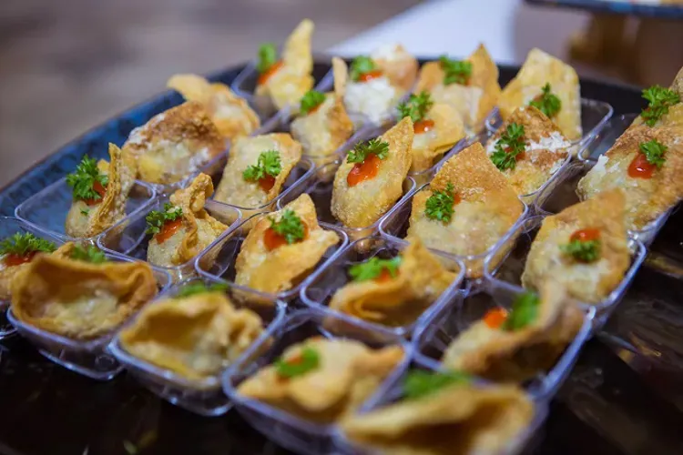 Finger food và những gợi ý món ăn cho bữa tiệc hấp dẫn, cực sang trọng