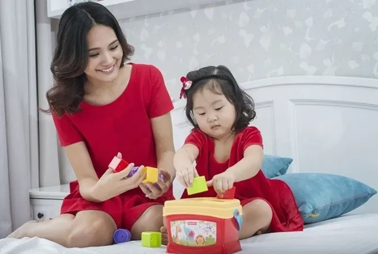 Khoa học chứng minh 4 lợi ích tuyệt vời khi cha mẹ thường xuyên chơi cùng con