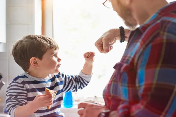 Làm thế nào để nuôi con một mình – vượt qua những thách thức bằng chiến lược hạnh phúc