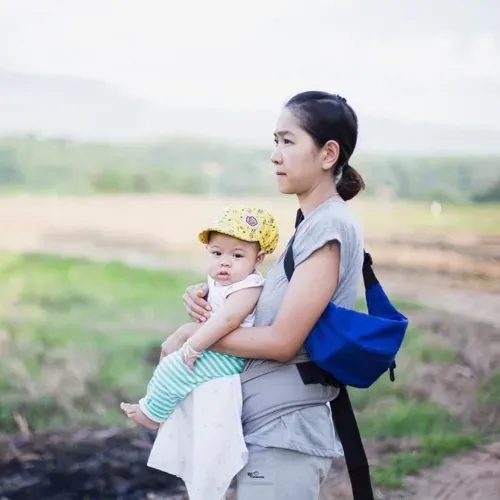 Mẹ đơn thân là gì mà nhiều phụ nữ đang lựa chọn?