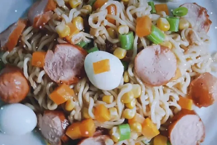 Mì trộn Indomie: 2 cách thực hiện đơn giản, tiện lợi nhưng cực ngon