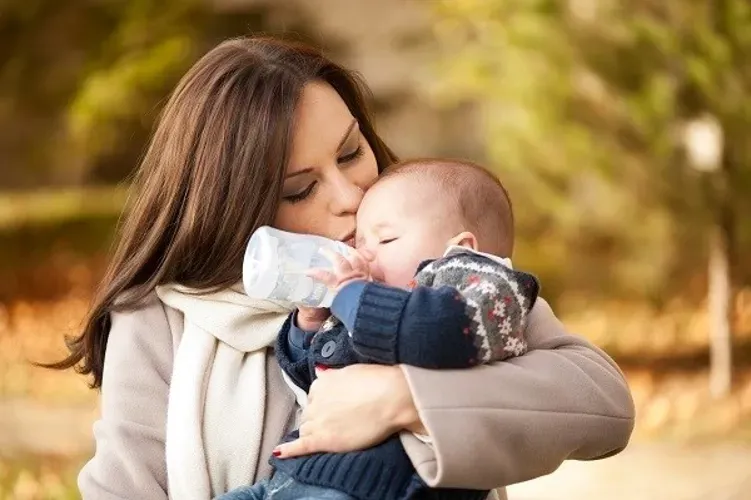 Nếu mẹ muốn con mới sinh cứng cáp sớm đừng bỏ qua 7 lưu ý quan trọng này