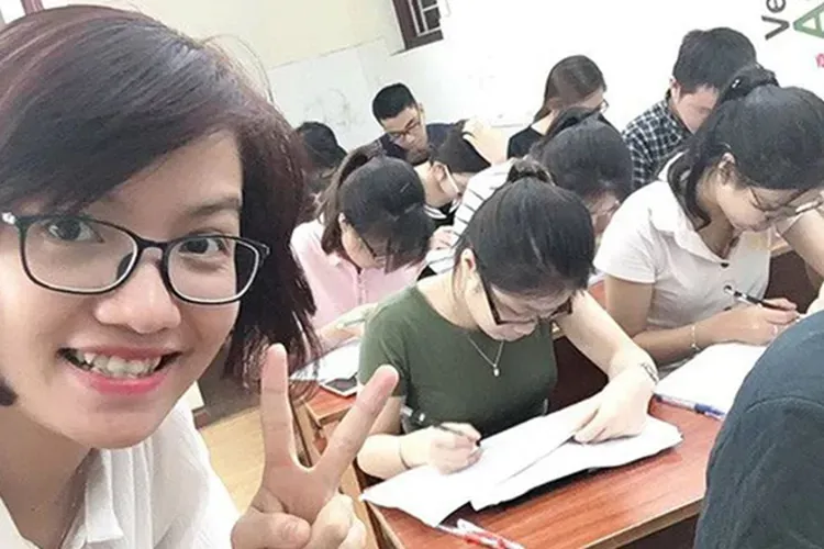 Ngoại Ngữ 24h có tốt không? Học phí bao nhiêu?