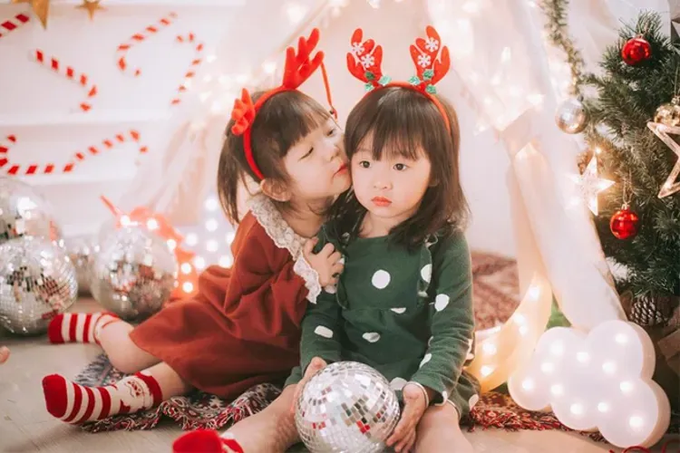 Quà Noel cho bé ý nghĩa và đáng yêu nhất năm 2019